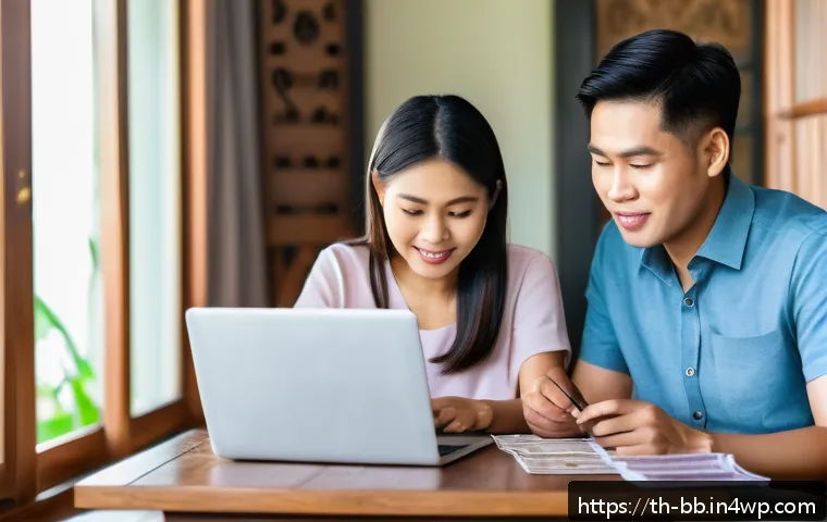 비상 재무계획을 위한 온라인 자료 활용 - A modern Thai family sitting at a wooden dining table in a cozy home, using a laptop and smartphone ...